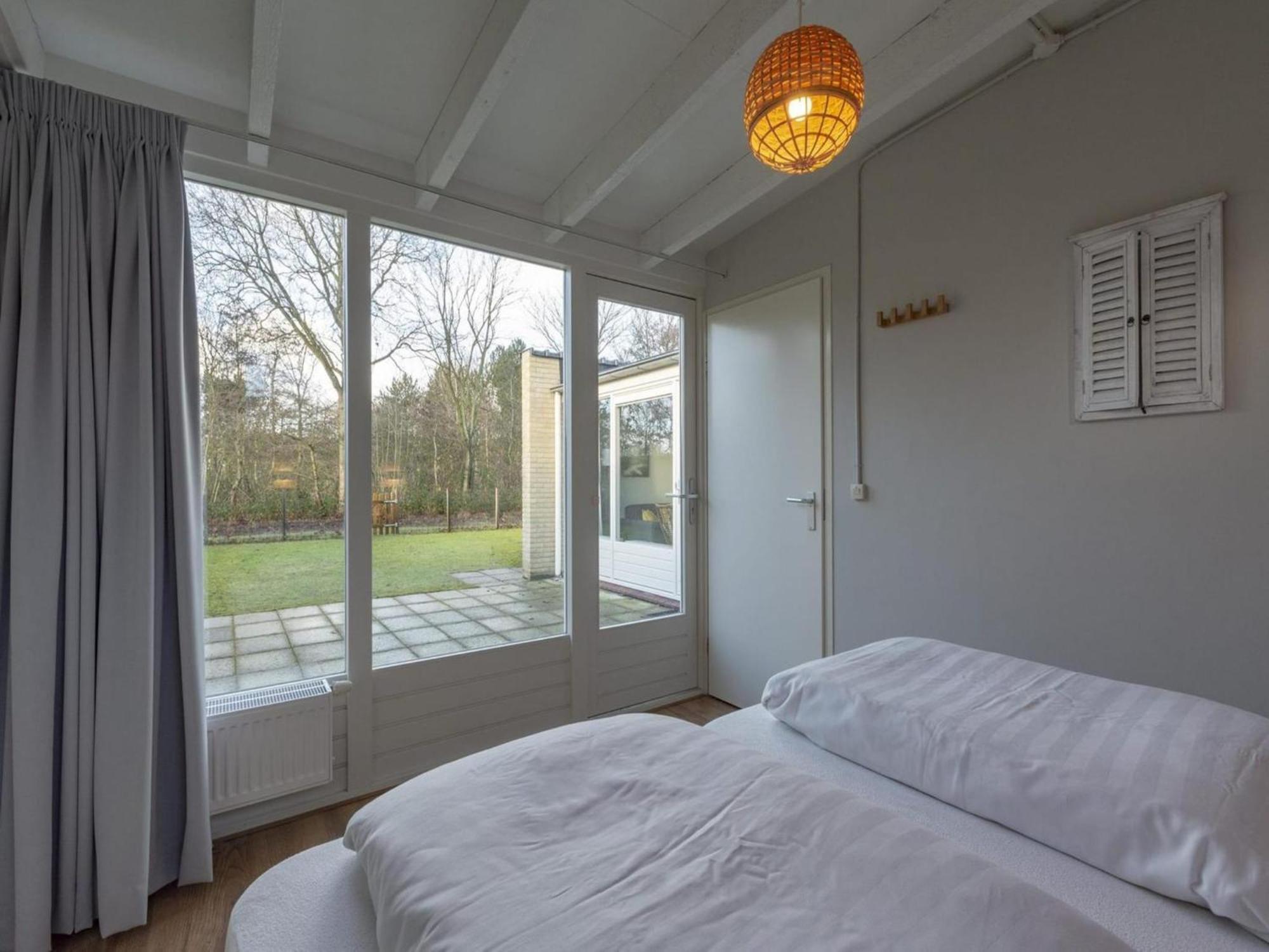 Cozy Bunglow With Garden Sint Maartensvlotbrug المظهر الخارجي الصورة