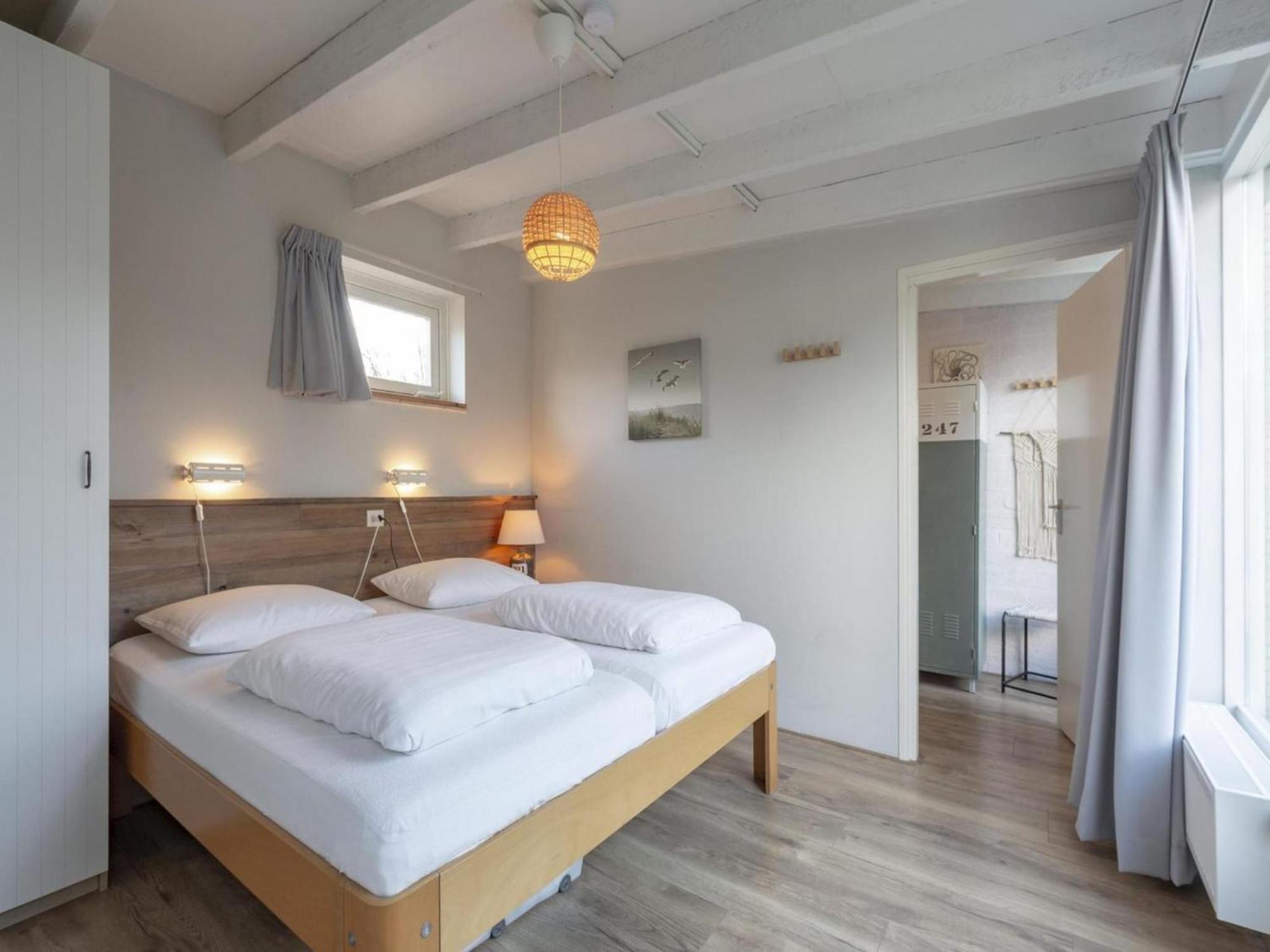 Cozy Bunglow With Garden Sint Maartensvlotbrug المظهر الخارجي الصورة